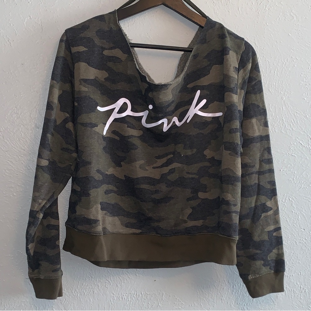 Vs slouchy crew